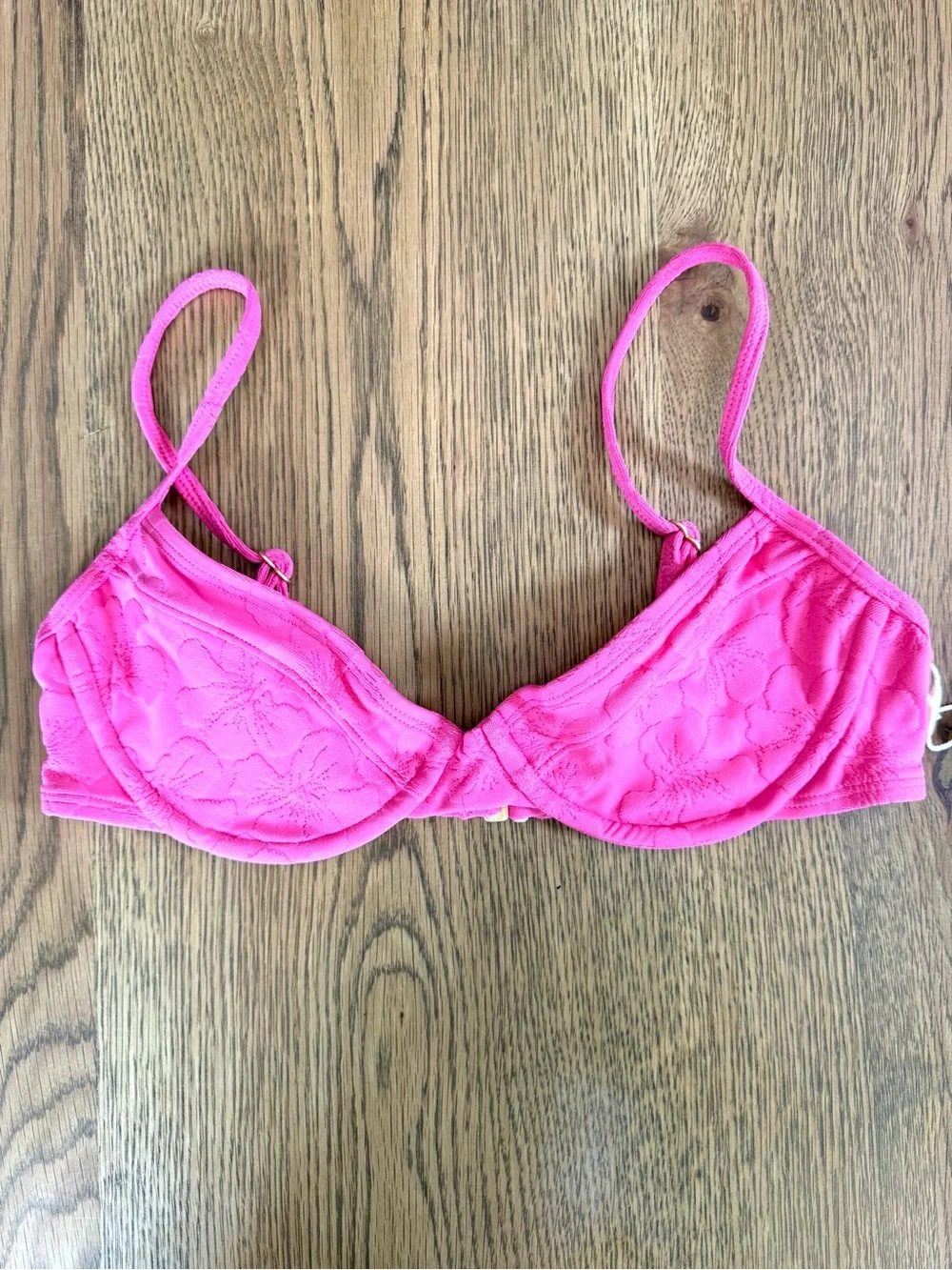 L*Space Missy Bikini Top Pink Textured Underwire Size S NWT